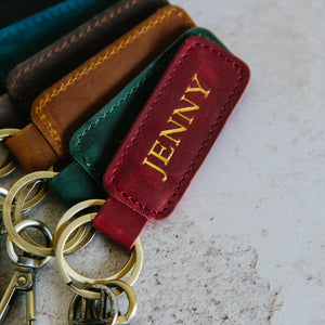 Schlüsselanhänger aus Vintage Leder 'Maya' personalisiert | Mein Monogramm