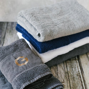 Set Badetuch und Handtuch unifarben personalisiert | Mein Monogramm